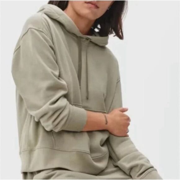 Everlane Lightweight French Terry Hoodie - Picture 4 of 7